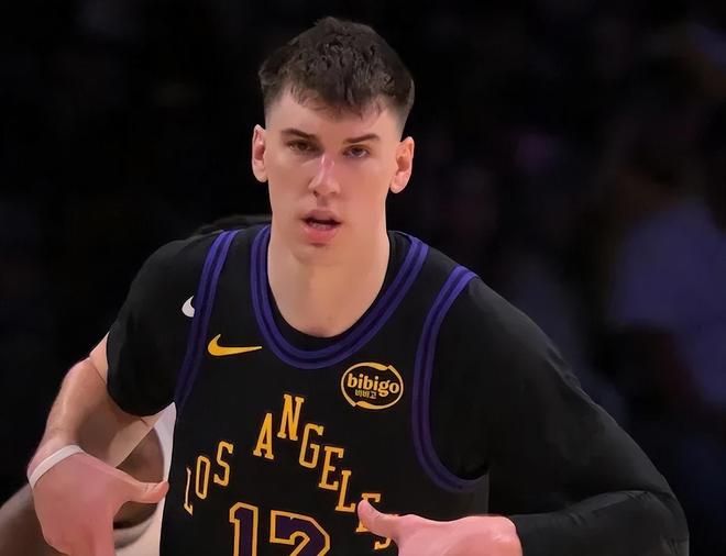 湖人奪G2出3大隱形功臣！拉拉維亞+范德彪干累活，海斯統(tǒng)治防守