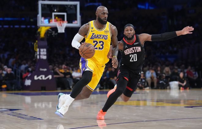 12年尴尬记录重现，詹姆斯不只累了，还准备切回辅助模式