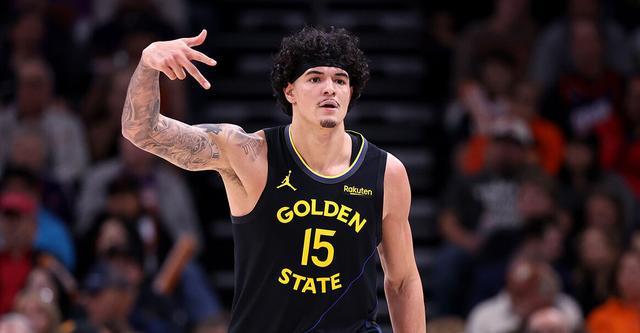 勇士提前续约桑托斯!科尔:我为他高兴 他一直是我们的重要成员