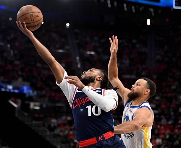 防守能力惨不忍睹!快船先发控卫在场上简直是杀敌一千自损一千二