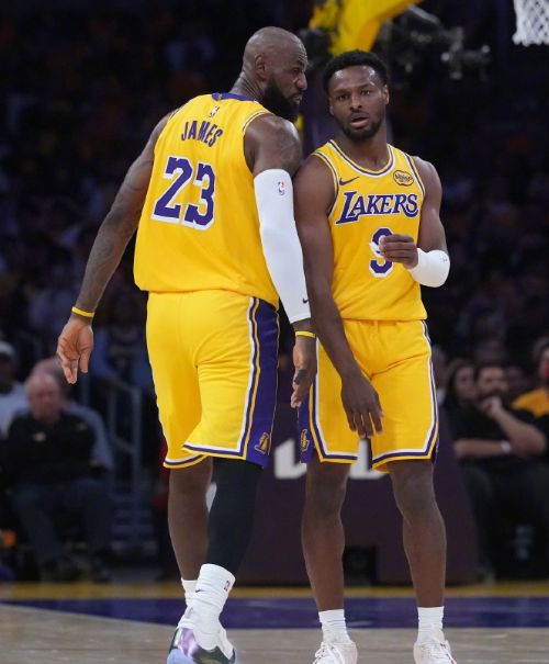 布朗尼5分2篮板4助攻，他已经证明自己不靠詹姆斯也能立足NBA！