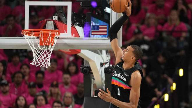 ��Ц���İ����������ֳ�1�����������ľ���˲�侹Ȼ��һ�ο�������