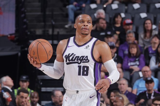 轰23+11+12助0失误,威少一战破6大纪录!比肩詹姆斯+创历史最老