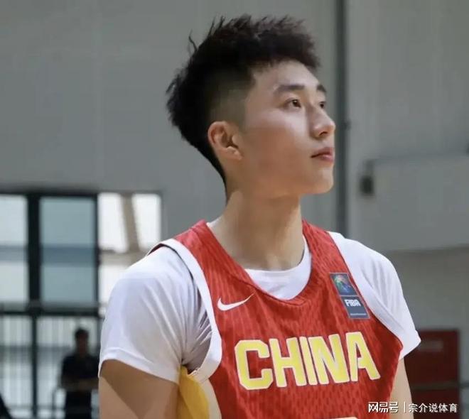 廣東隊大動作，爆料杜鋒拿金牌后升職，朱芳雨瞄準小趙睿超級后衛(wèi)