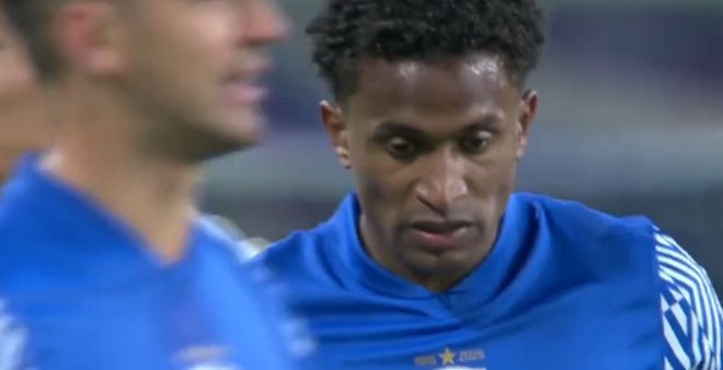 亞冠爭(zhēng)議判罰！申花2球被吹，米內(nèi)羅超級(jí)單刀無(wú)效，球員集體不滿