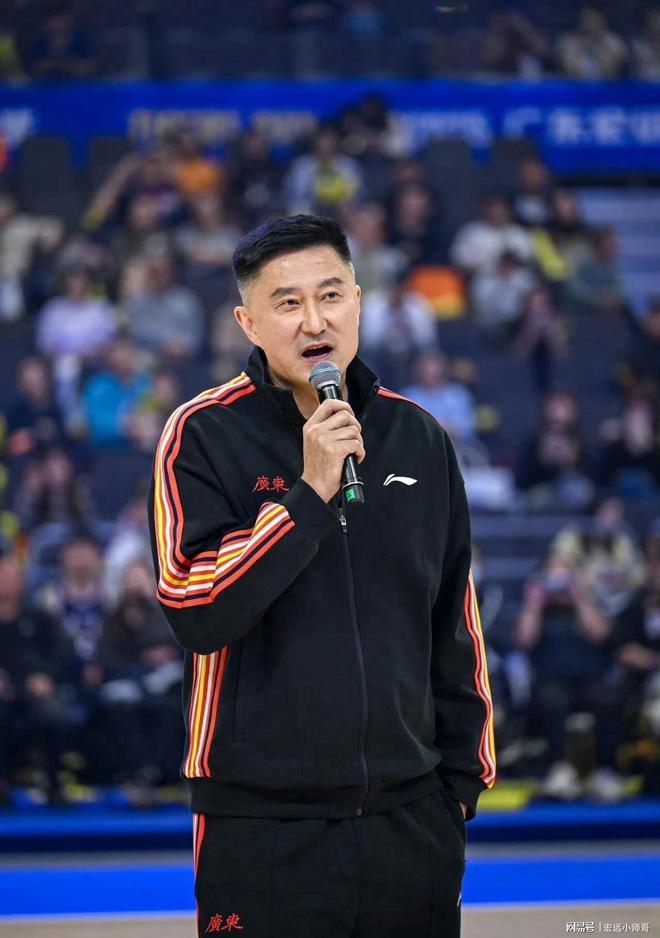 广东最新消息：全队启程武汉，麦考尔受伤缺席，萨姆纳有马尚特点