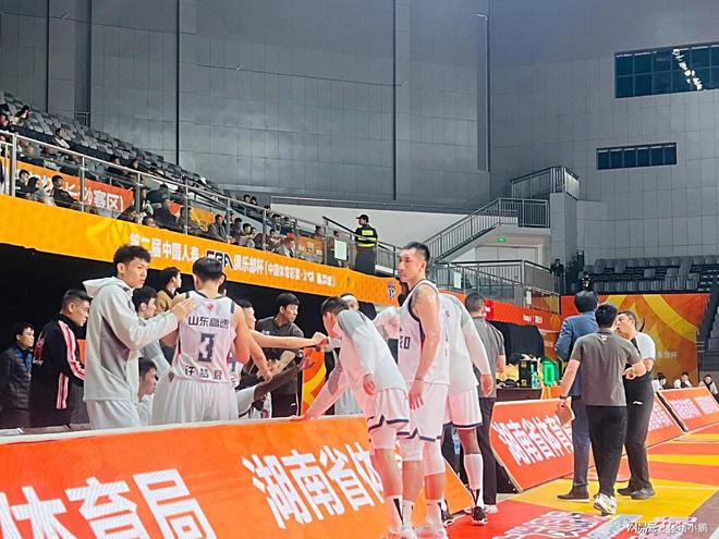 新援铁三角血洗赛场！山东三人狂轰59分，天津防线被彻底撕碎