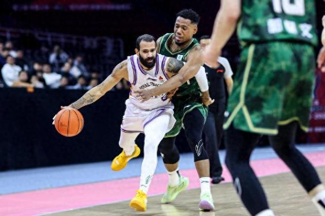 CBA杯｜北控男篮外援抢眼取开门红 里勒独得41分