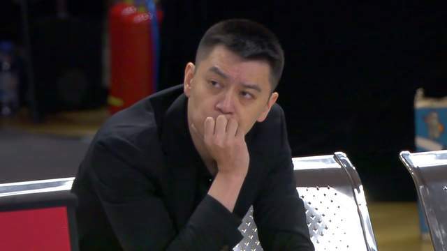 爆冷输弱旅，辽宁男篮断崖式下滑，新外援9+4水货，莫兰德回归8+8...