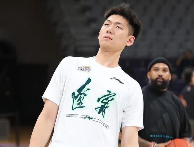 2分！辽篮内线新星一战暴露弱项 接班韩德君还早