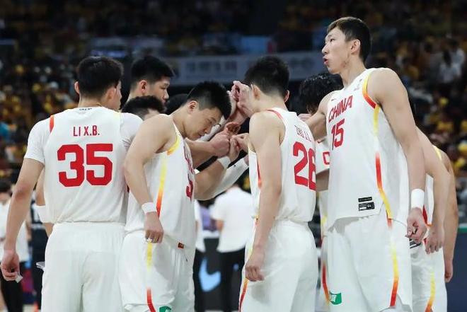 世预赛|中国男篮排名下滑 急需关注东超联赛
