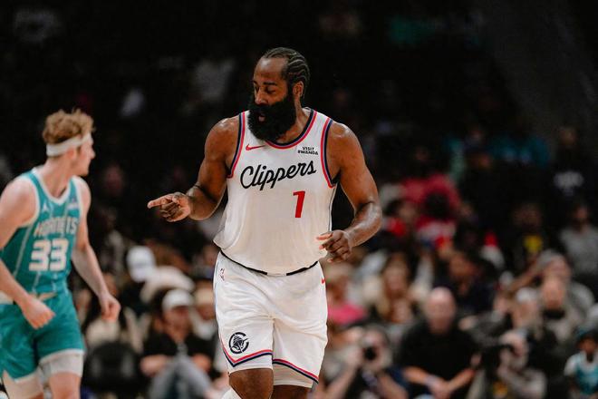 哈登爆砍55分夢(mèng)回火箭！一口氣創(chuàng)9大紀(jì)錄 賽后這番話更加讓人動(dòng)容