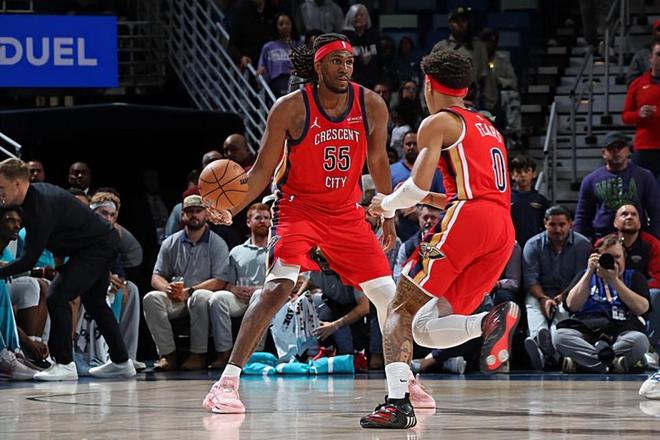 場上效果一塌糊涂！鵜鶘重金簽下前勇士內(nèi)線老將是錯誤的決定？