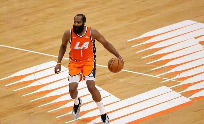 哈登暴走！快船131-116黃蜂，誰(shuí)是贏球最大功臣，數(shù)據(jù)不會(huì)說(shuō)謊