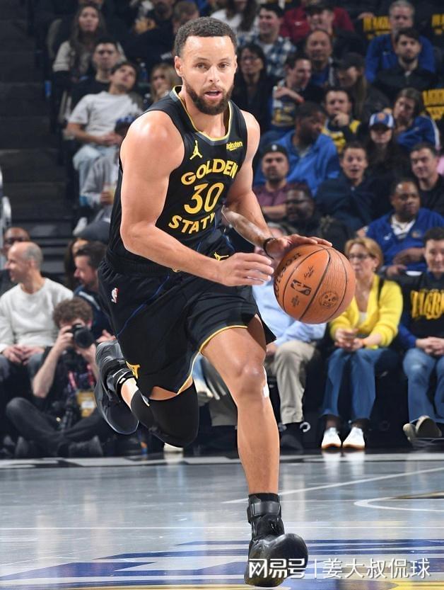 庫(kù)里38分無(wú)奈空砍，開(kāi)拓者雙殺勇士楊瀚森未費(fèi)吹灰之力