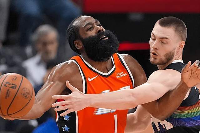 6連?。〖s基奇55+12+6，哈登23+8賽后沮喪了，船記談小卡把話挑明