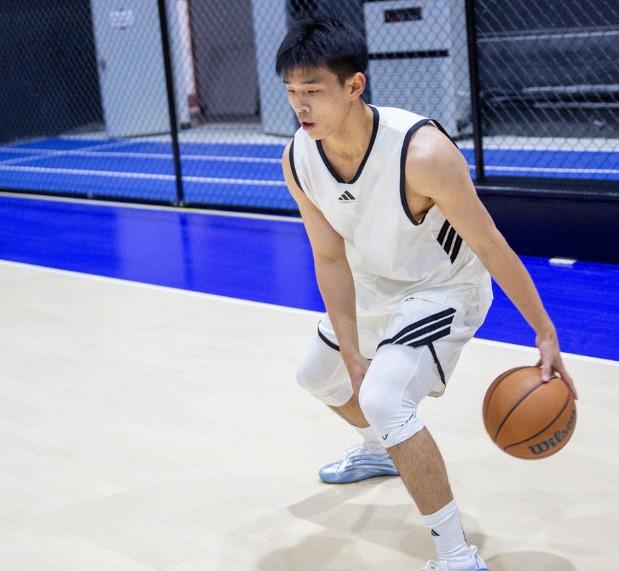 参加2025年NBA选秀，林葳更新社媒：无畏追梦，无限去爱