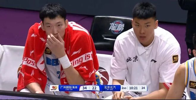 怒砸1200万！一人4中1，一人全场1个板，北京双塔变“双傻”