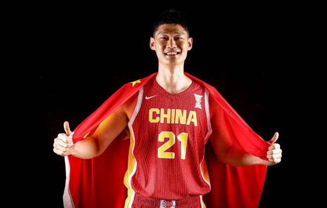 中国男篮官宣亚洲杯12人：周琦缺席胡金秋赵睿领衔 徐杰张宁落选...