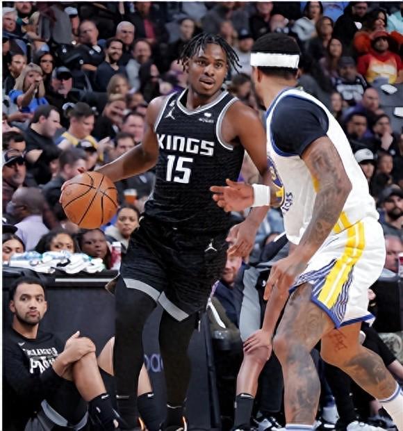 NCAA 旧将拜斯・米切尔冲击 CBA！多队关注外线外援引援动态