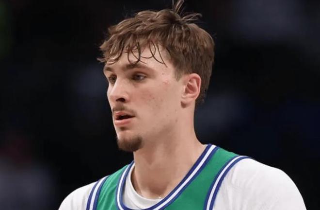 给你机会不中用啊！独行侠打了双加时，弗拉格仅得16分5篮板！