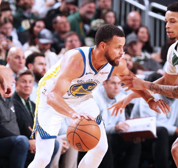 罗林斯32+8手刃旧主，库里4记三分巴特勒末节哑火，雄鹿力克勇士