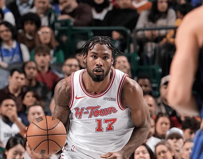 火箭3小将曝弊端！伊森进攻选择糟，阿门无投篮，谢泼德无防守！