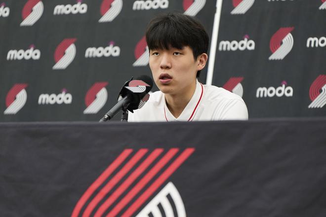 勇士vs开拓者前瞻：杨瀚森迎来NBA首秀，力争带队冲击开门红