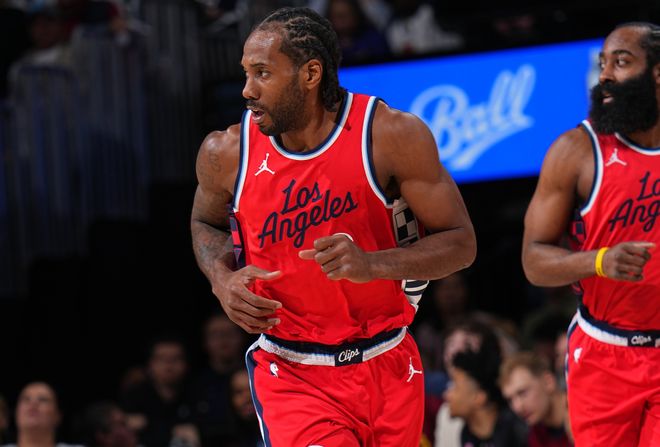 战神卡!伦纳德末节接管比赛,下半场狂轰26分+绝杀