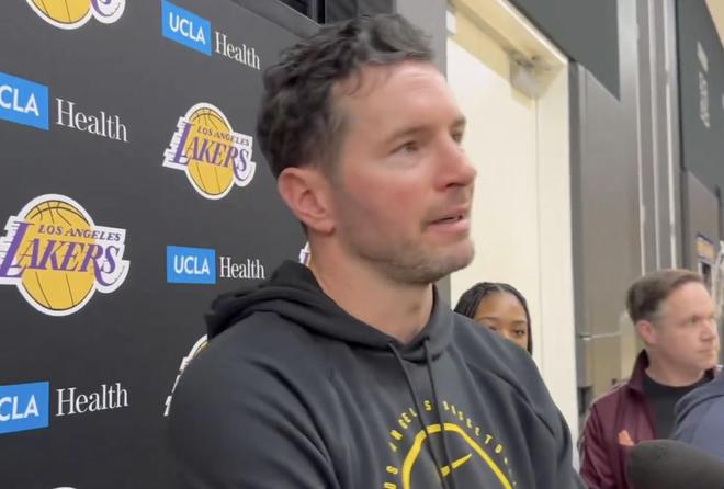 41岁雷迪克谈詹姆斯41岁生日：我早上起床都困难，膝盖还得打针