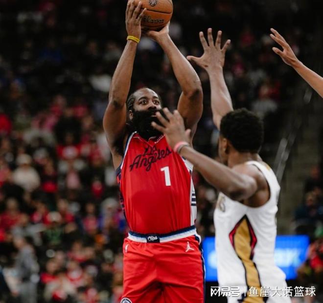 快船险胜!哈登24+14锡安29+6,勇士旧将空砍30+2,小卡压哨绝杀