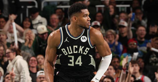 里弗斯：字母哥真是个好人 他很少抱怨只是默默打球