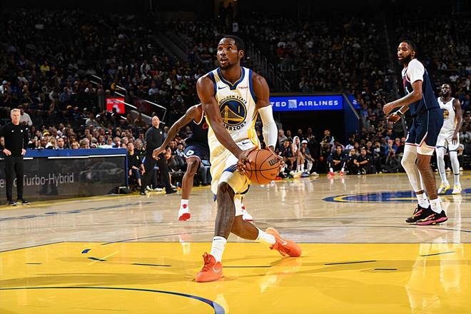 防守态度相当积极,勇士锋线新星在状态不好时调整了自己的注意力