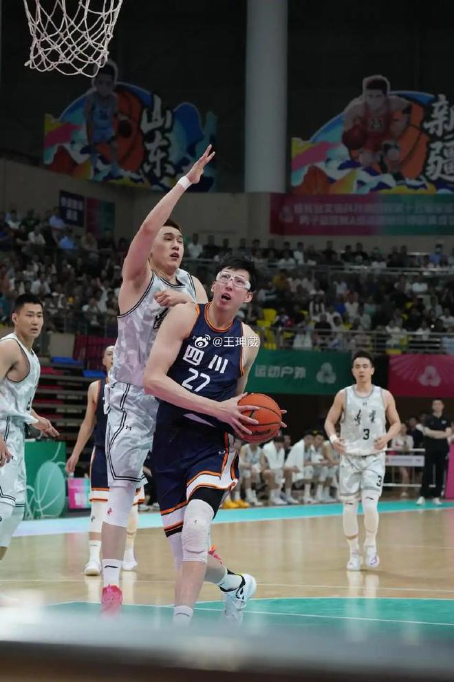 记者：四川男篮全运会夺冠周琦才能拿满600万，到手不过310万