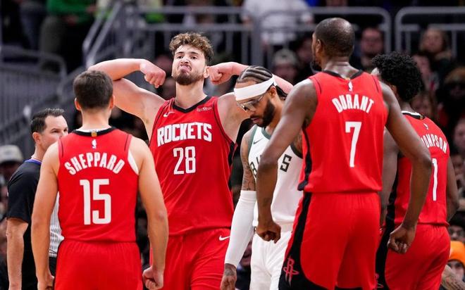 火箭3换1追哈登？名宿支招：2新人+添头成筹码，快船不要申京...