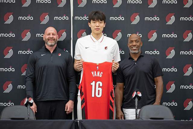 真抢手啊！快船也曾有意杨瀚森，弗兰克挖掘亮点，泰伦卢有战术了