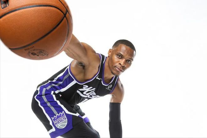 火箭隊仍缺控衛(wèi)！最好的答案，是舊將哈登？快船隊會重建嗎？