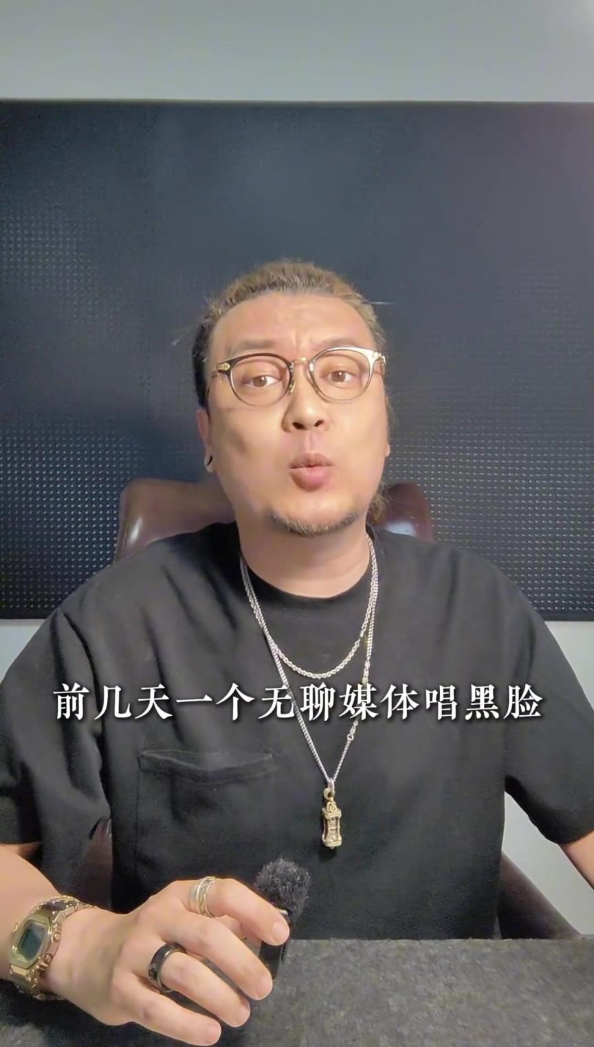博主：底薪低？日韩加起来没咱们一个省大，人家都办过世界杯啦