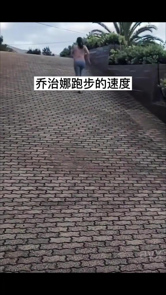 堅持多年的訓練！名場麵：C羅和喬治娜一起到戶外鍛煉！