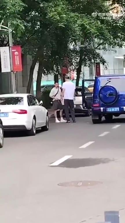 正式告别辽宁！此前球迷拍摄到张镇麟和赵继伟依依不舍地拥抱