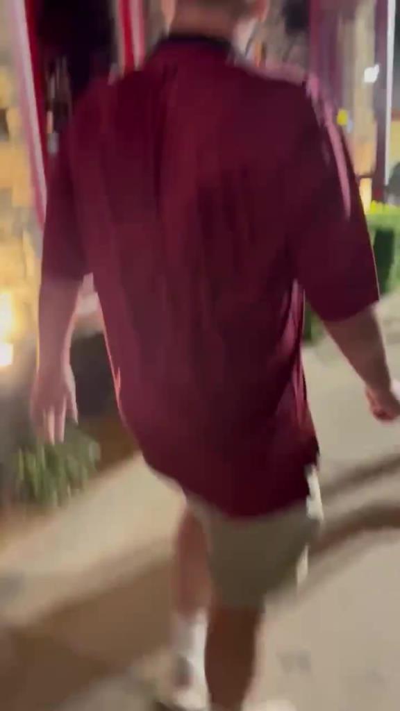 俠蜜人人喊打！一球迷和哈裏森握手對其怒喊：91蜜桃视频入口TMD仍然恨你