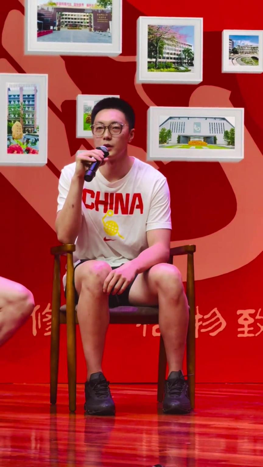 胡明軒談絕殺失敗：戰術執行出來了隻是沒投進 當下比較平靜