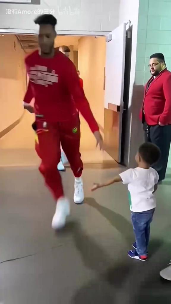 奧尼爾：這種機會我怎麽會錯過？NBA球員們的暖心時刻！