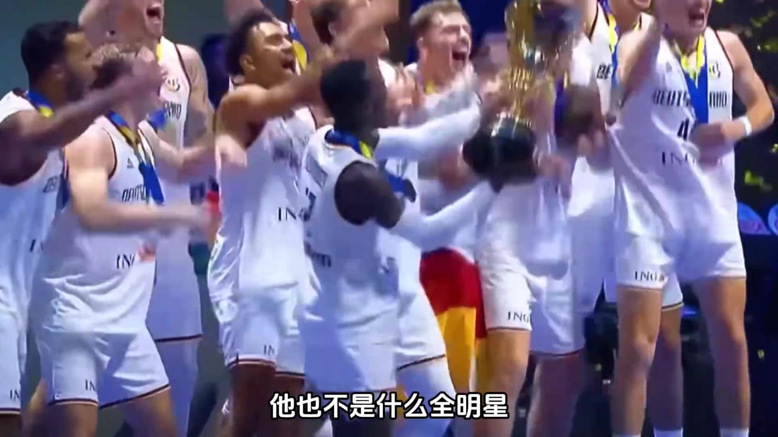 欧锦赛mvp！从草根逆袭为国家队队魂，施罗德的篮球故事绝对励志