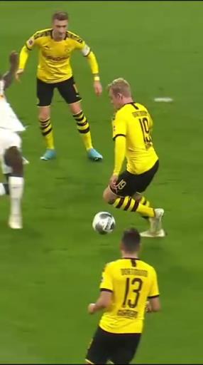 這么絲滑的嗎？名場面：布蘭特轉身領球推射死角一氣呵成！