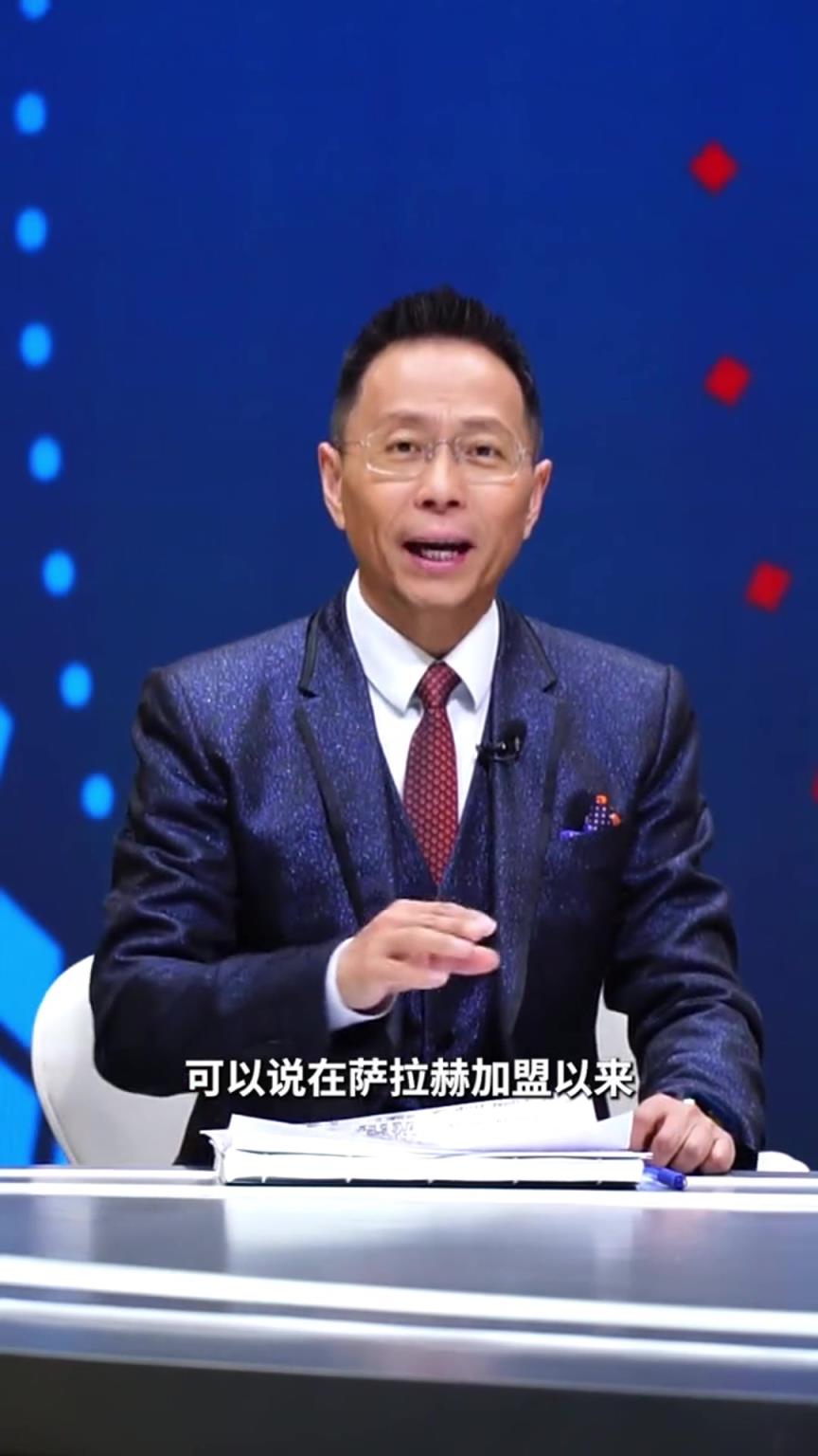 詹俊：萨拉赫断崖式下滑，有必要让他多打打替补，给其他人机会