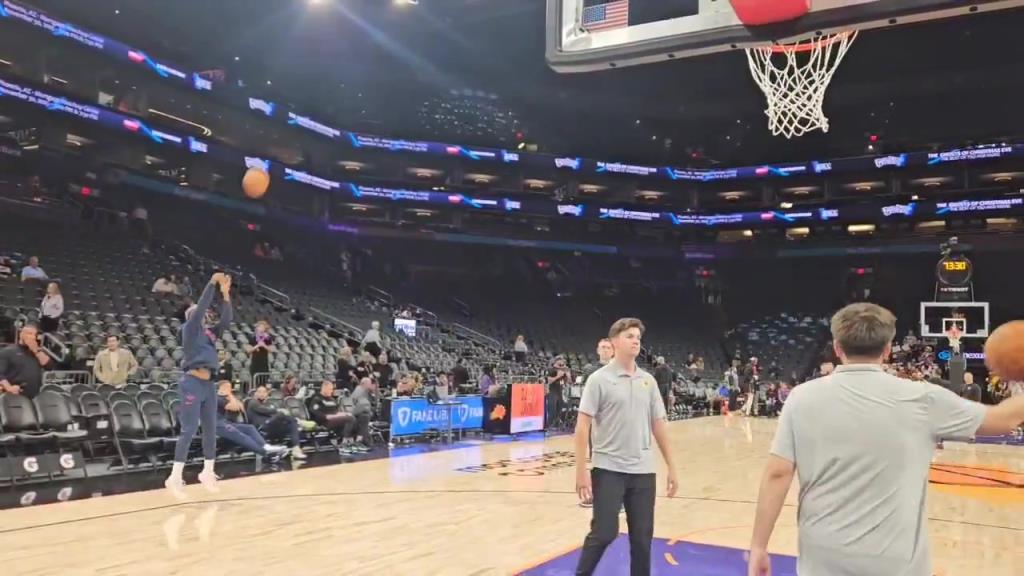 重返菲尼克斯戰(zhàn)舊主！快船球星比爾這賽前熱身，三分準(zhǔn)度如何？