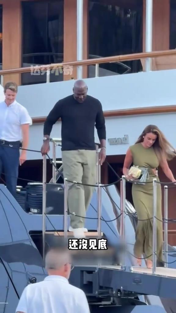 真是烦恼啊！躺着都能赚钱的乔丹现在生活是什么样的？