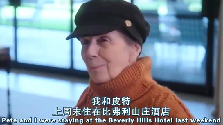 真敢說！金卡戴珊：為紀念姥姥，我跟男友在壁爐前做不可描述的事