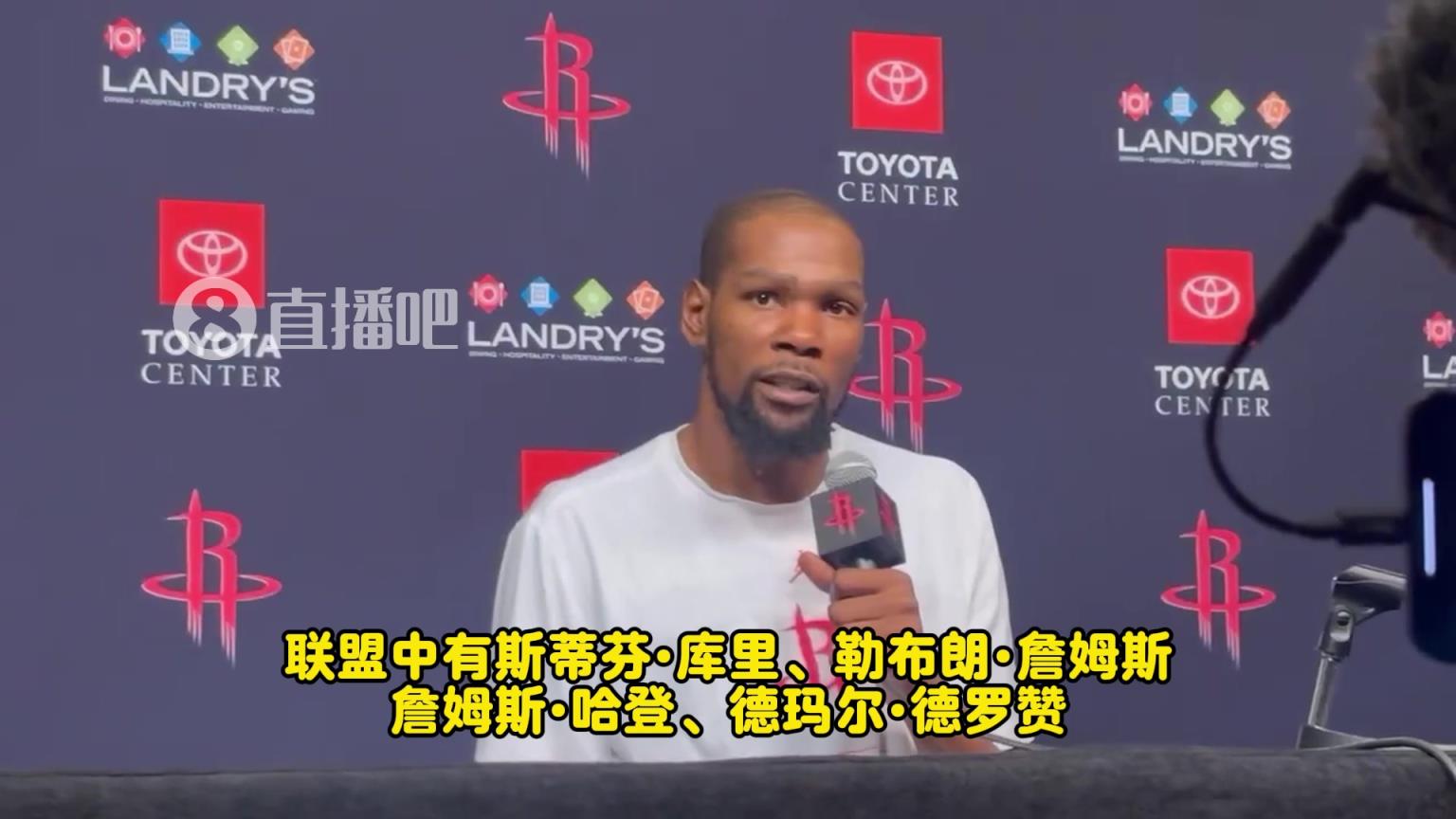 KD：像库詹登这些35+老将还保持25岁的状态！向他们致敬！